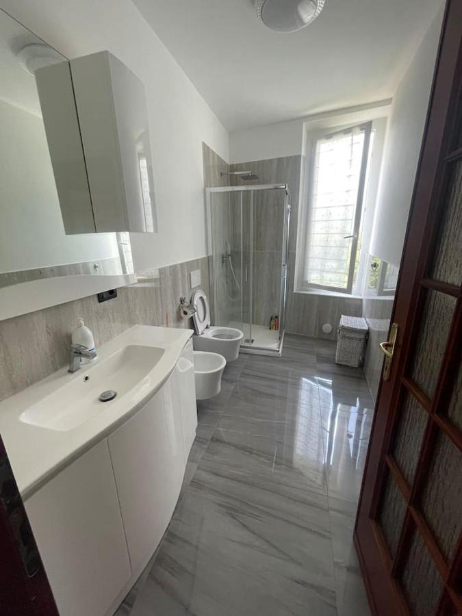 Autumn Apartment Vado Ligure Exterior foto