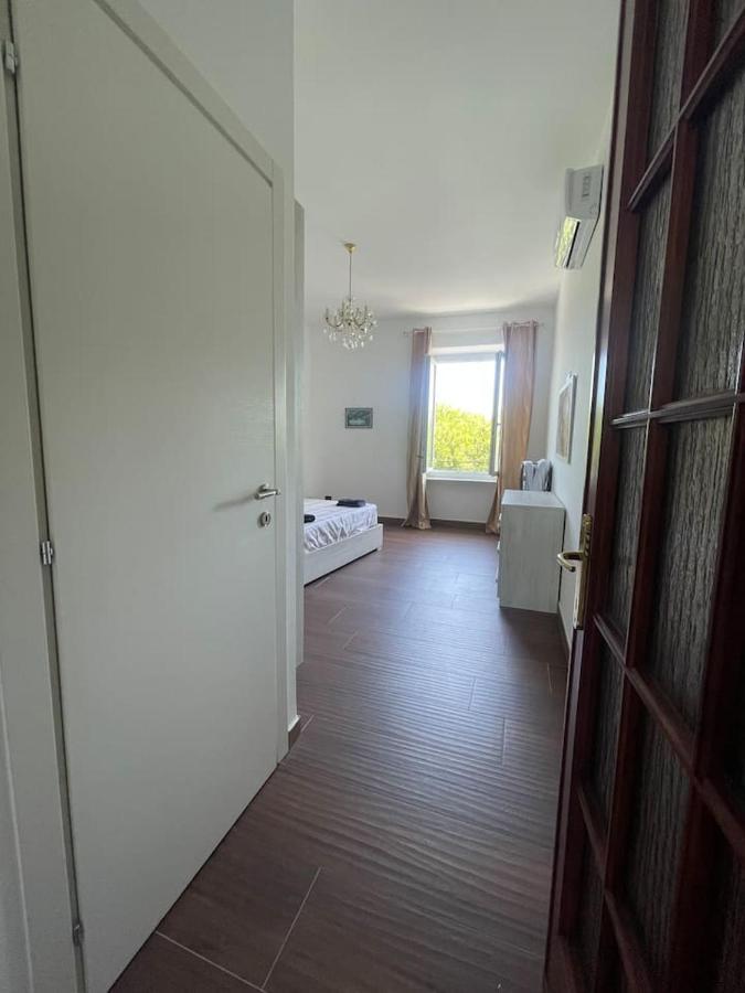 Autumn Apartment Vado Ligure Exterior foto